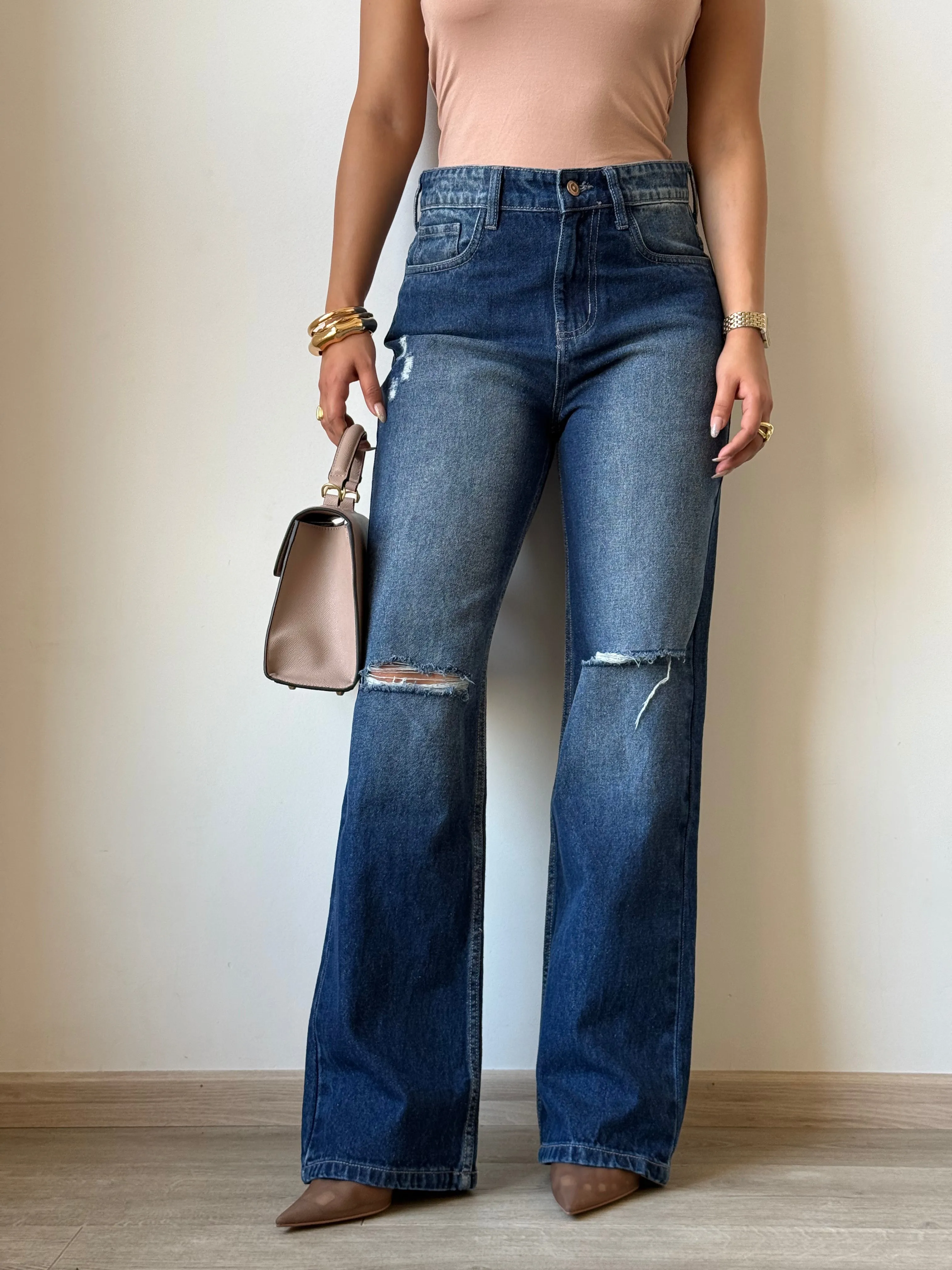 Edgy Blue Distress Wash Straight Leg Jeans