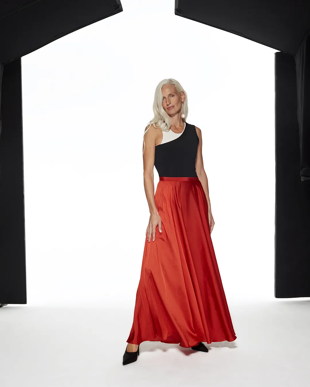 FLOWING MAXI SKIRT - RED