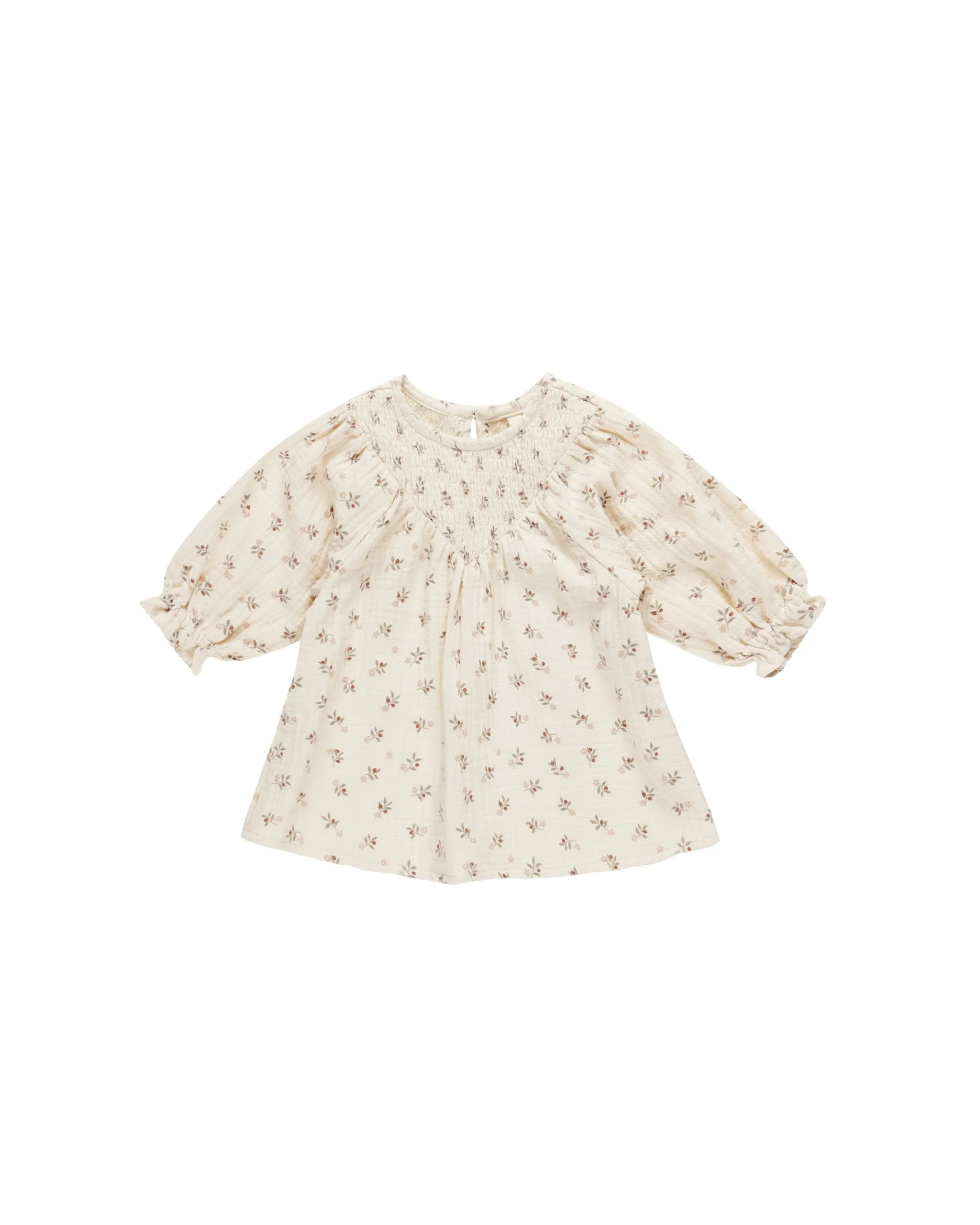 Quincy Mae V Smocked Dress || Holly Berry