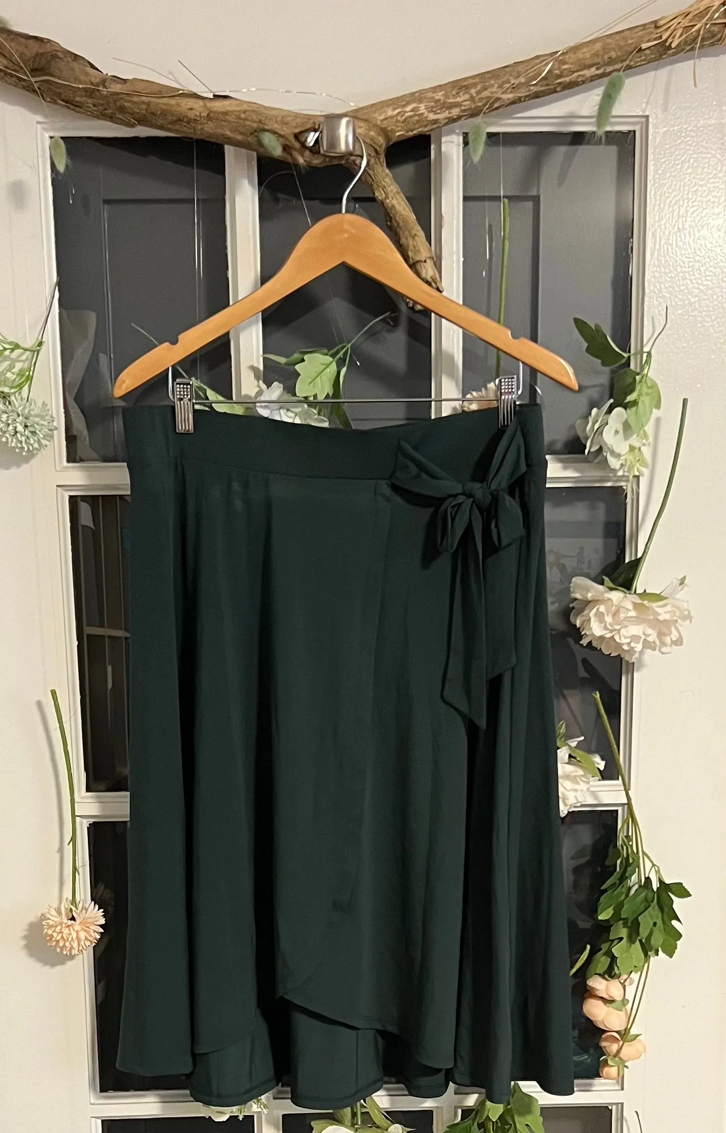 Torrid Emerald Faux Wrap Skirt with Bow 1X